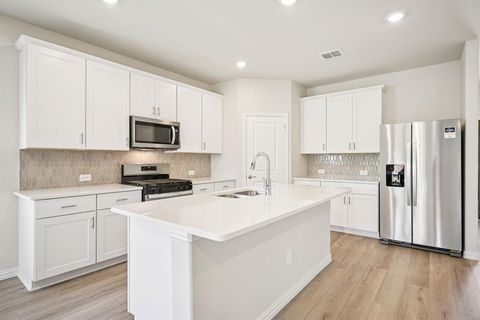 Photo of 2417 Nicole Drive, Denton, TX 76208 (MLS # 21270181)