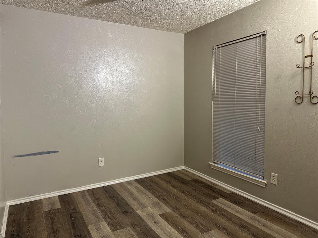 Oakhollow Condo - Residential