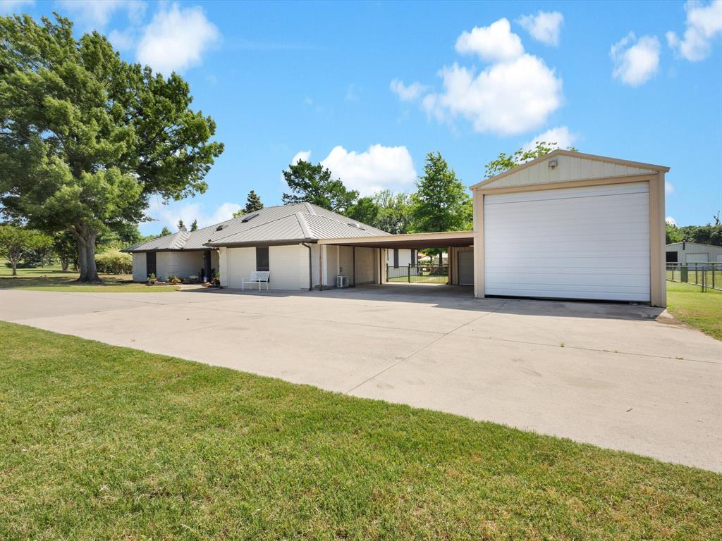 348 County Road 4884