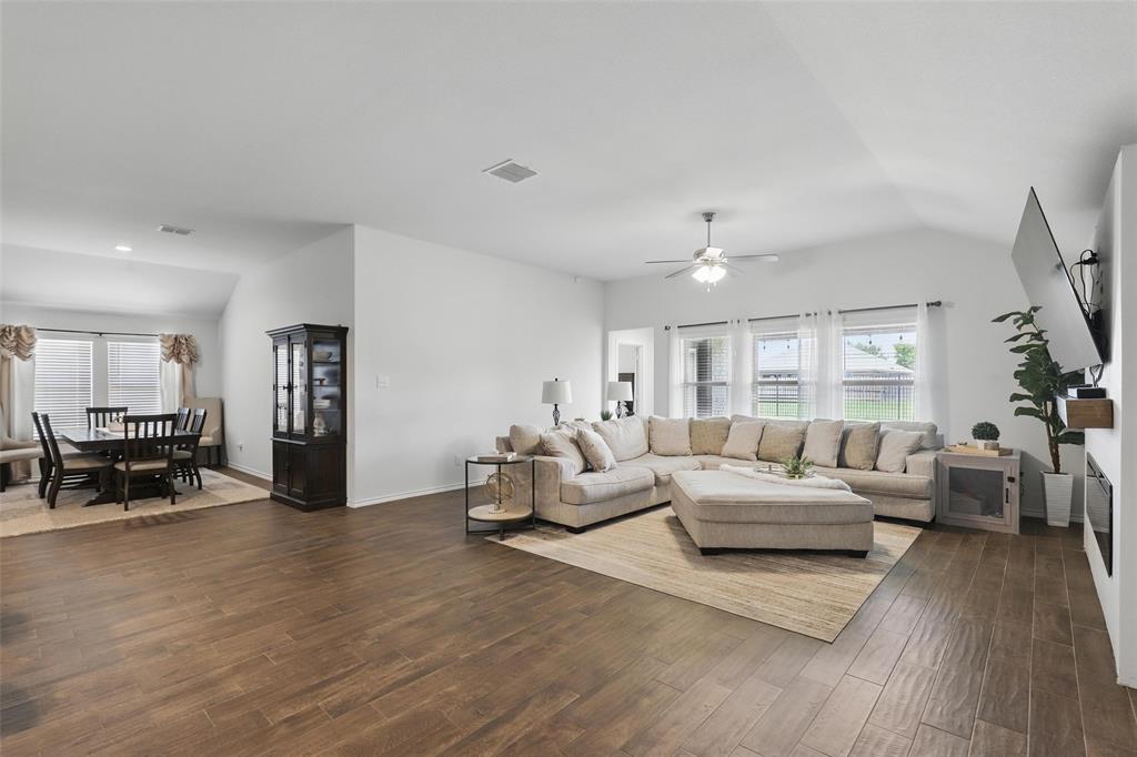 1417 Grassy Meadows Drive