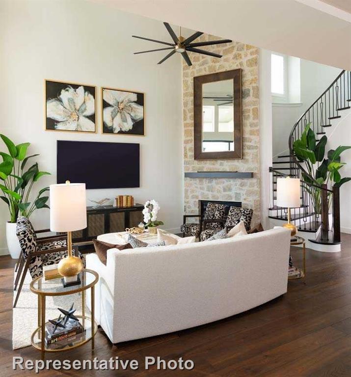 4712 Wreath Lane