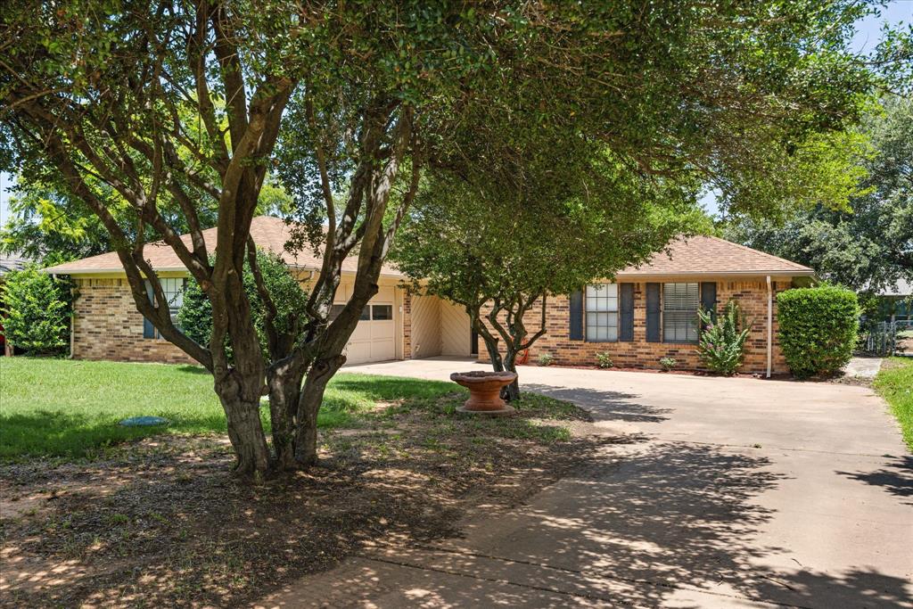 706 Tahiti Drive