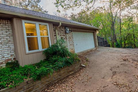 A home in Hickory Creek