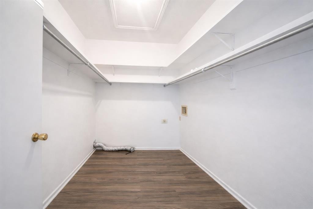 High Hollows Condo - Residential