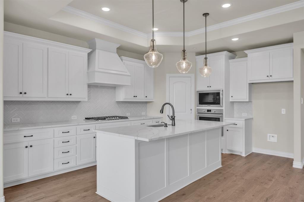4340 Carrera Drive
