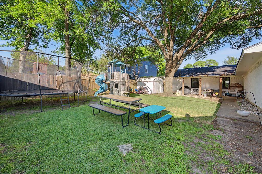 Merribrook Park 04 - Residential