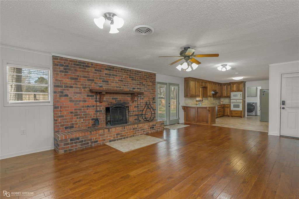 Doyline Of - Residential