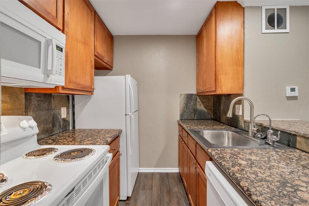 Richmond Square Condo - Residential Lease