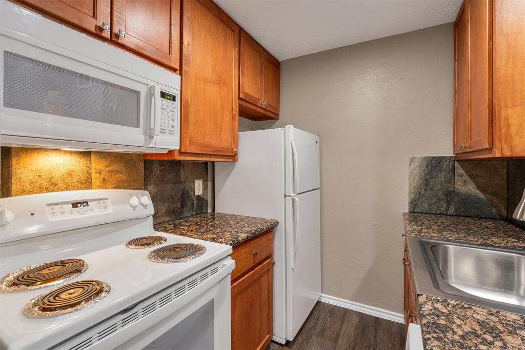 Richmond Square Condo - Residential Lease