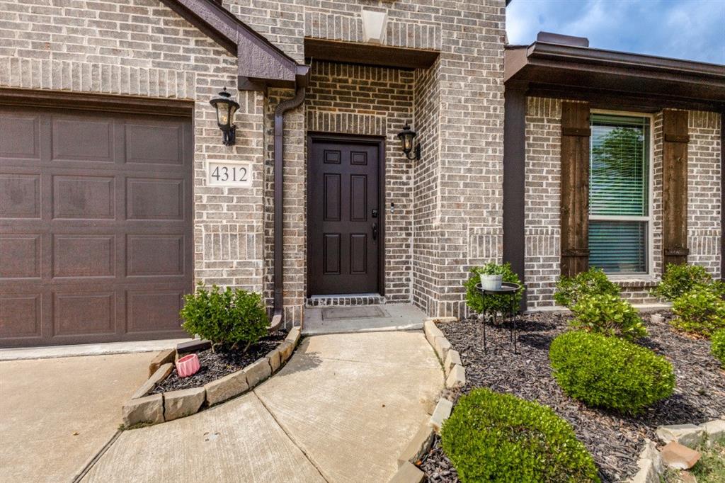 4312 Evening Sun Drive