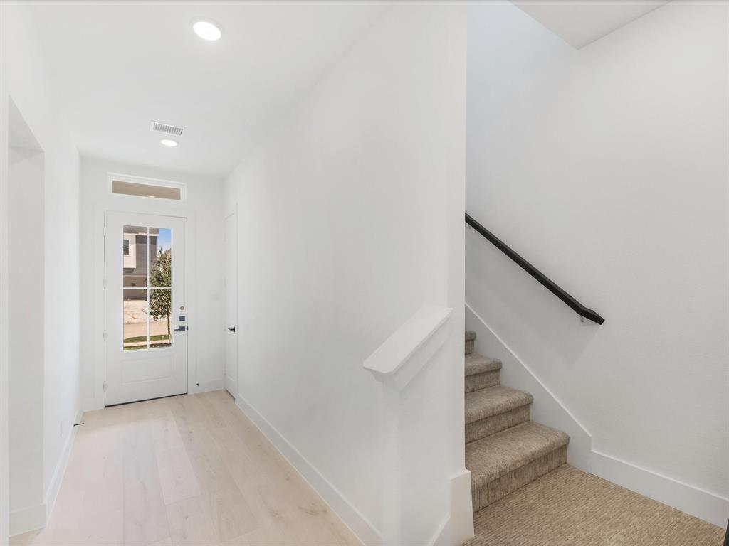 1432 Imperial Avenue