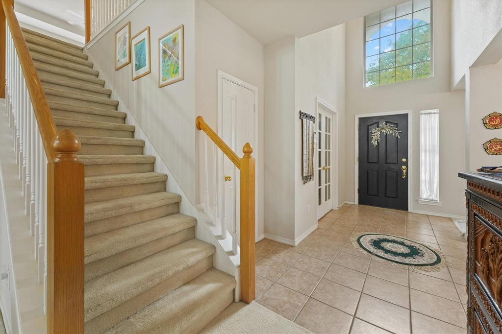 6707 Forest Park Drive