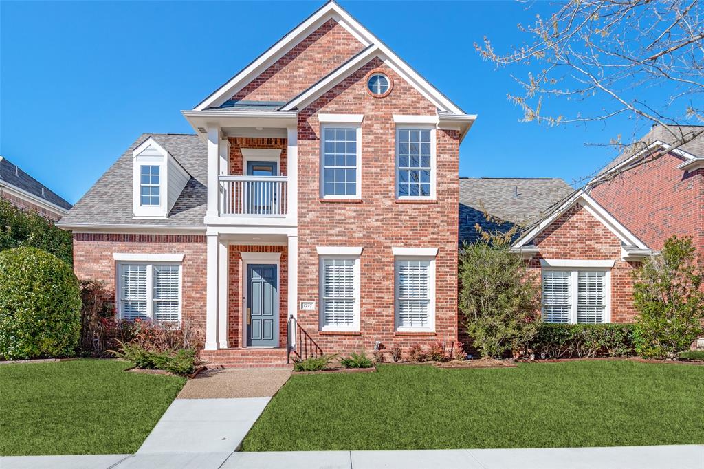 1727 E Branch Hollow Drive