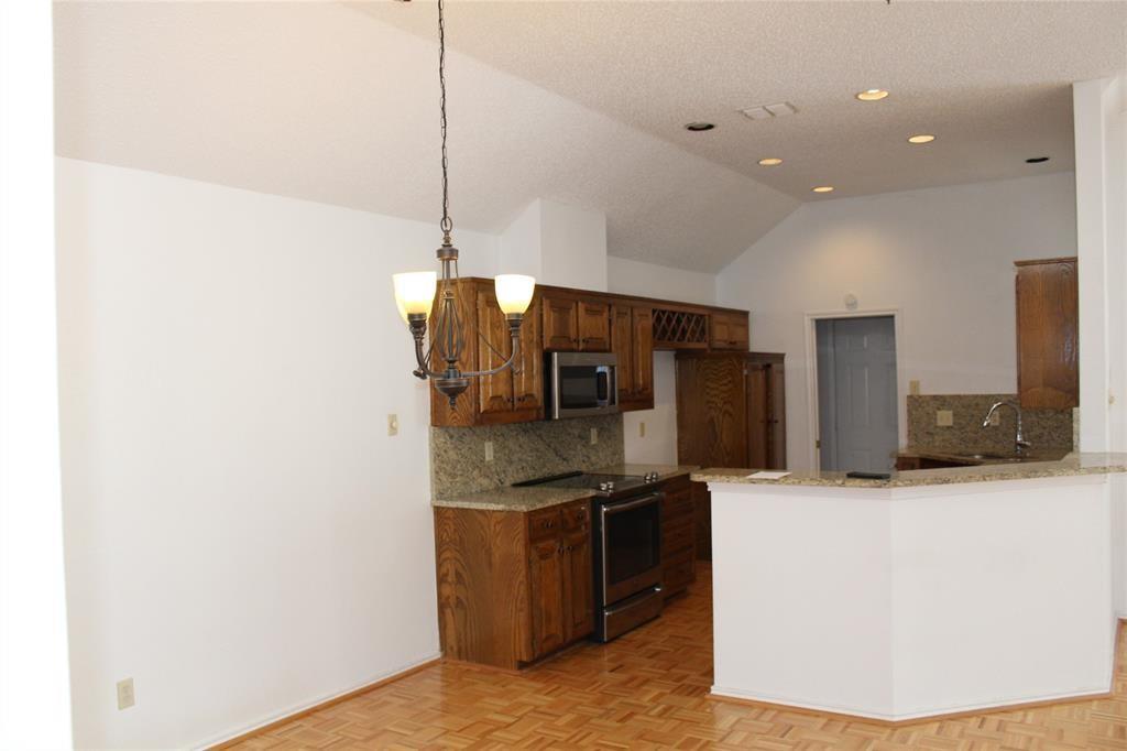 3120 Silver Springs Lane