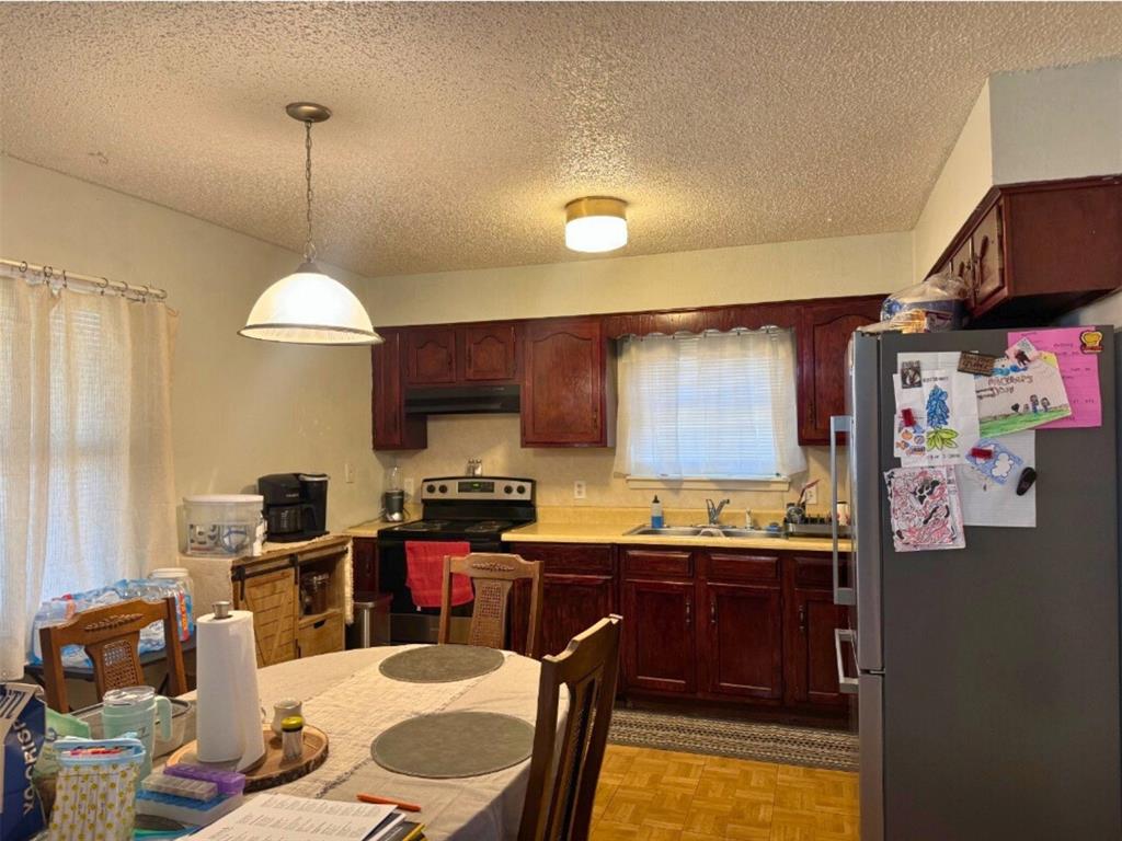 410 N San Jose Drive