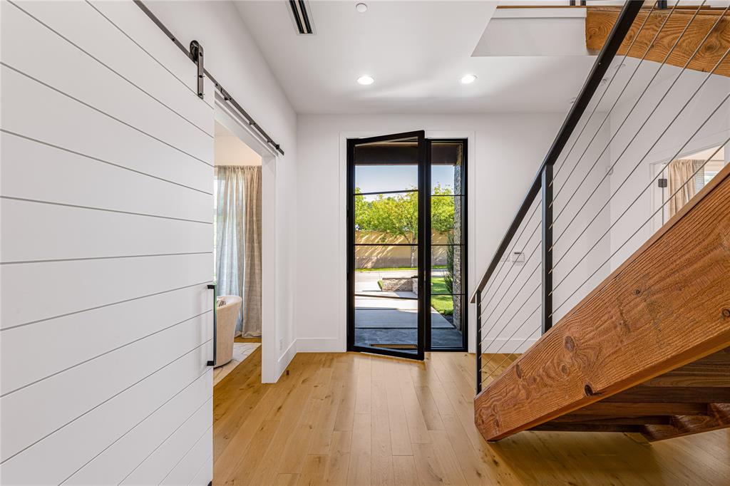 3233 Northwest Parkway