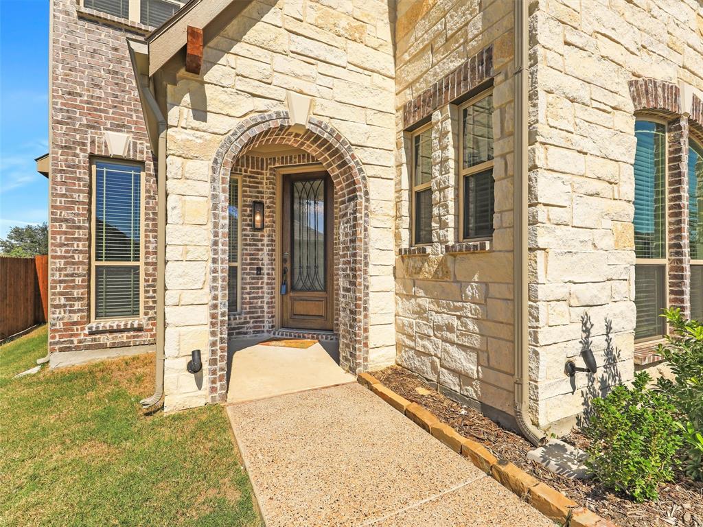 807 Ridgehurst Road