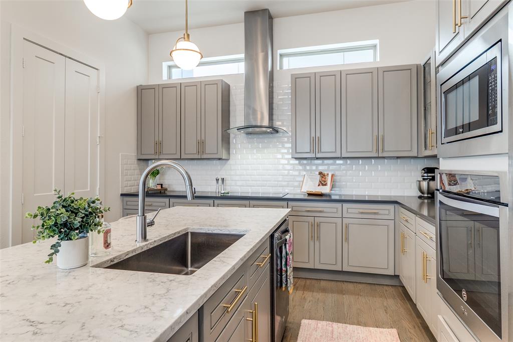 Ross Ave - Residential