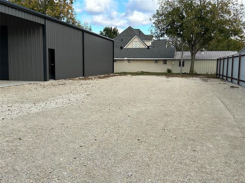 A home in Nocona