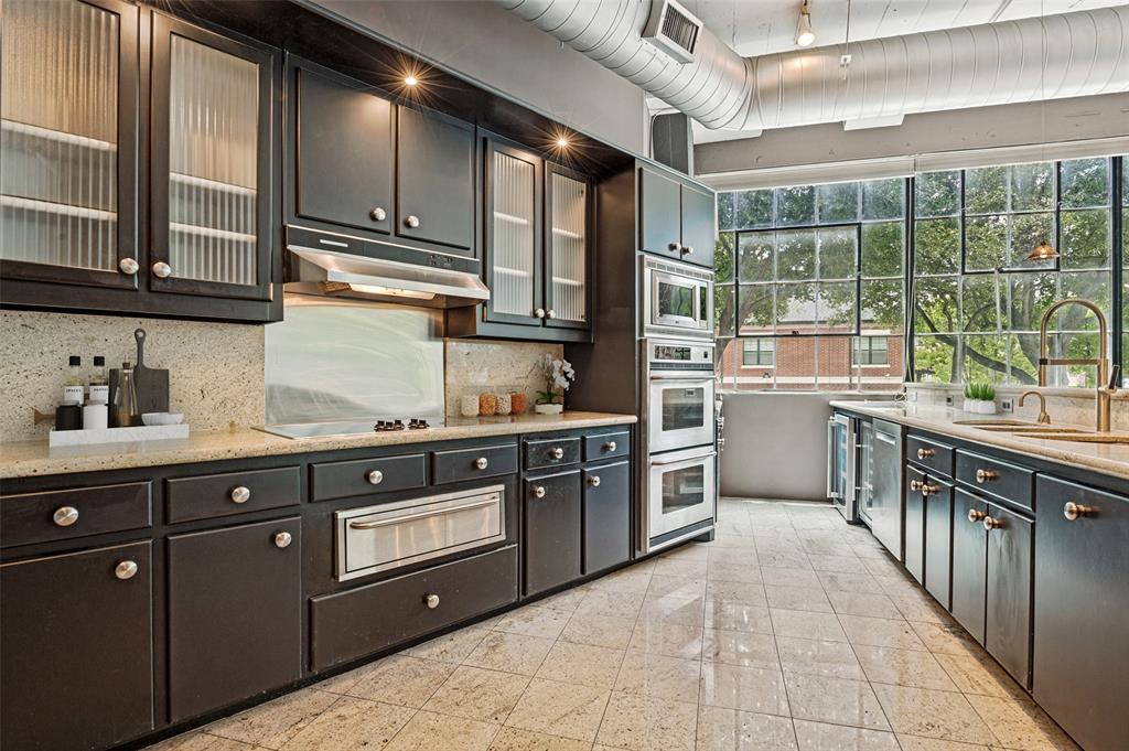 2220 Canton Street 101