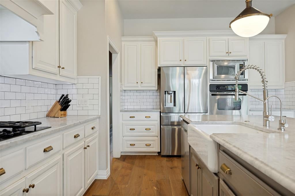 1291 Sunland Park Drive
