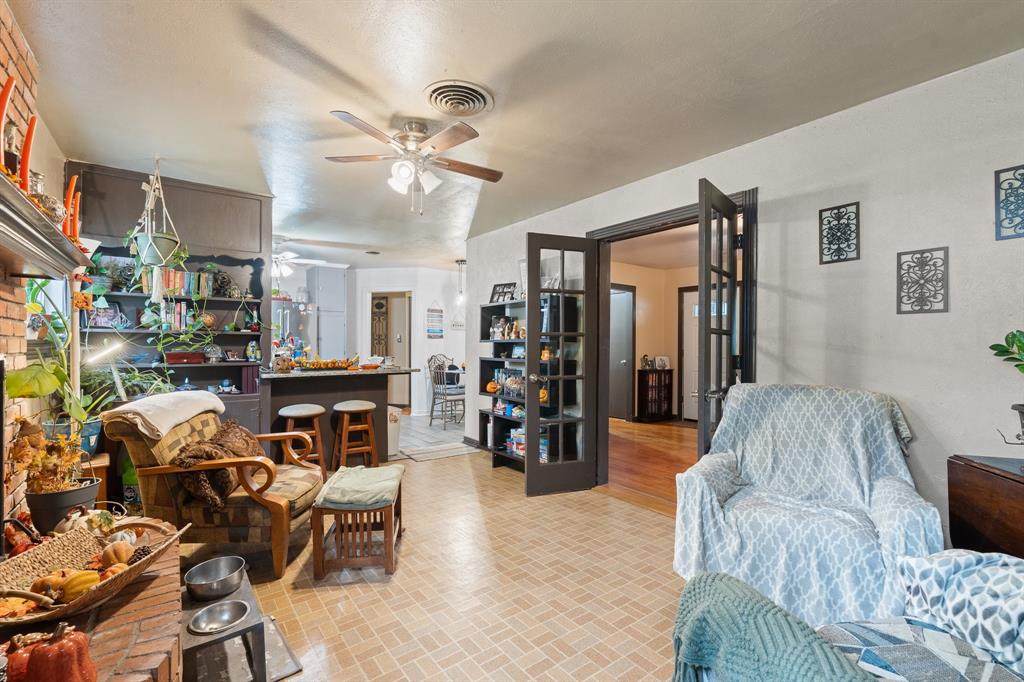 Benbrook Lakeside Add - Residential