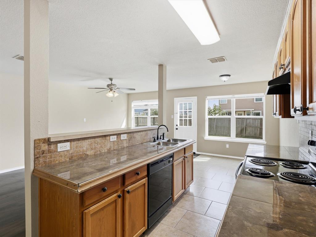 10713 Many Oaks Drive