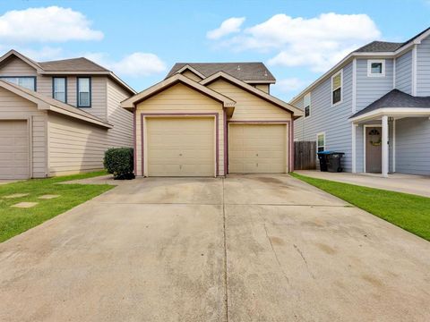 10713 Many Oaks Drive Fort Worth TX 76140