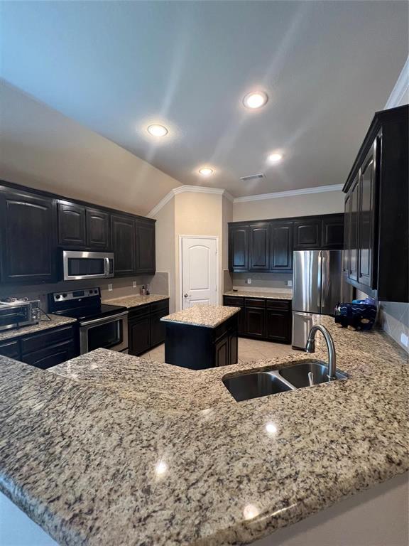 Villages Of Woodland Spgs W - Residential Lease