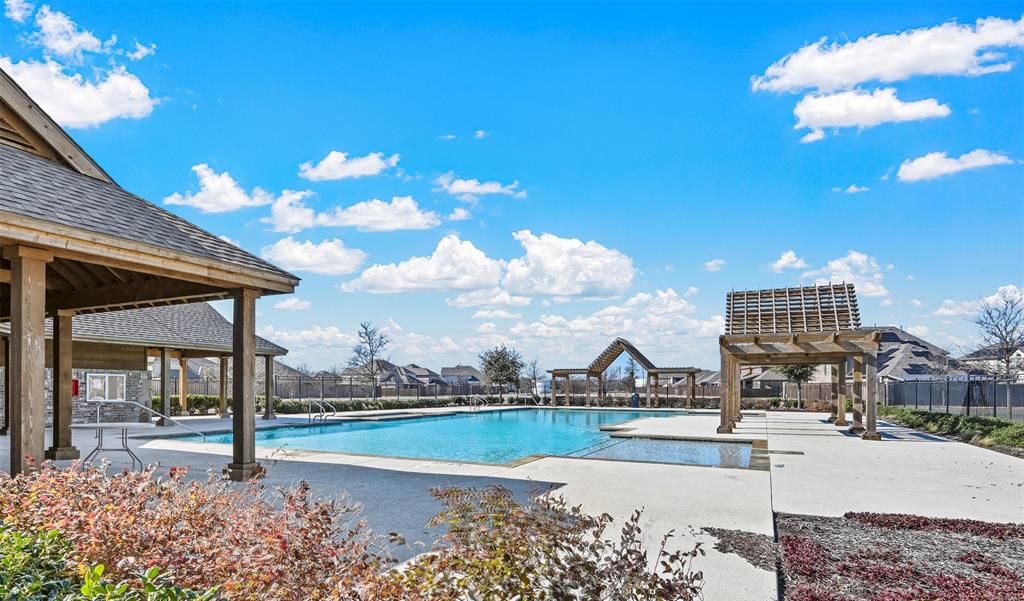 Sachse, Texas 75048, United States, 4 Bedrooms Bedrooms, ,4 BathroomsBathrooms,Residential,Active,9662