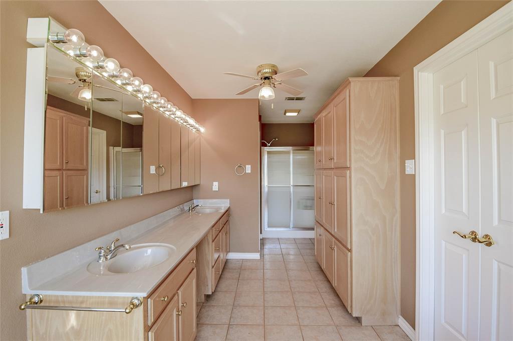 A31 H FIELDS - Commercial Sale