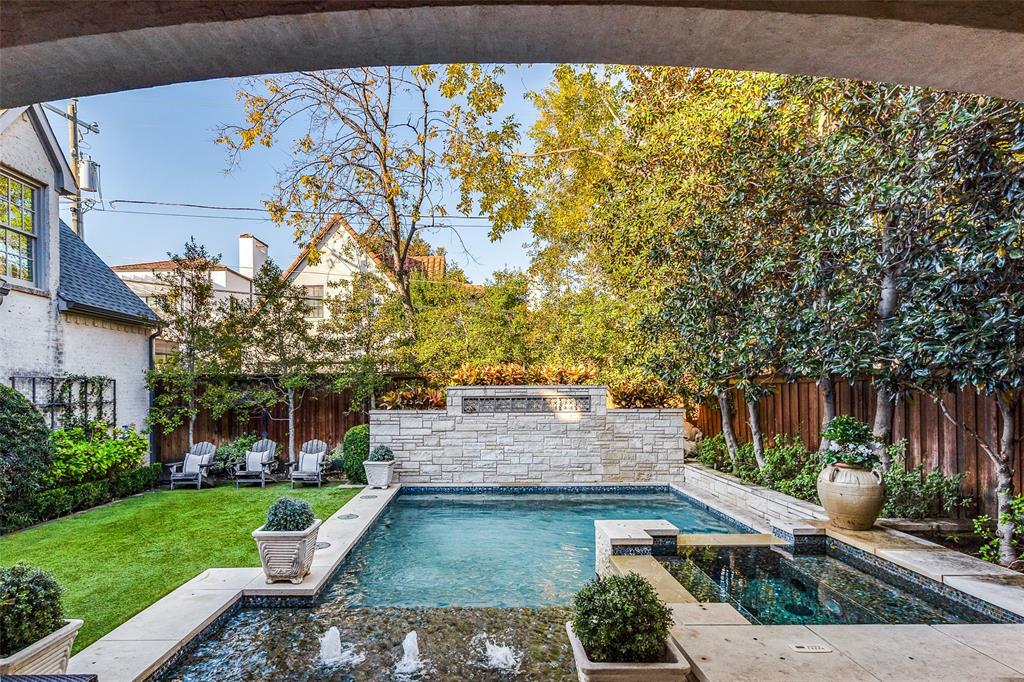 University Heights 6th Sec - Residential