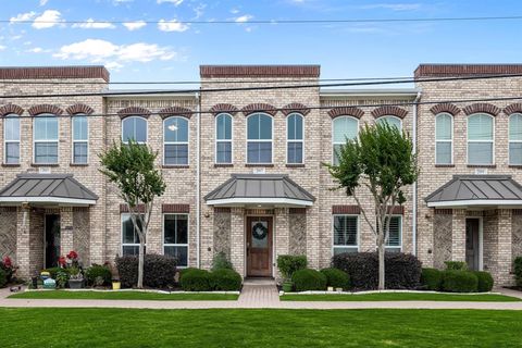 207 S Kealy Avenue Lewisville TX 75057