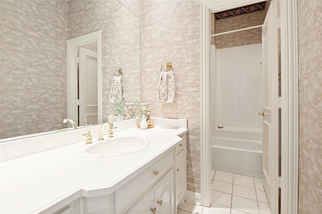 Boundbrook Oaks Estates - Residential