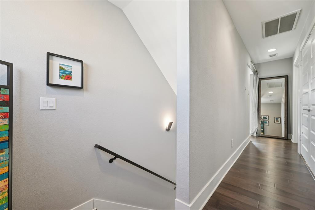 Ross Ave - Residential