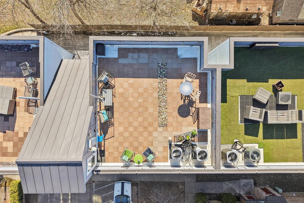 Ross Ave - Residential