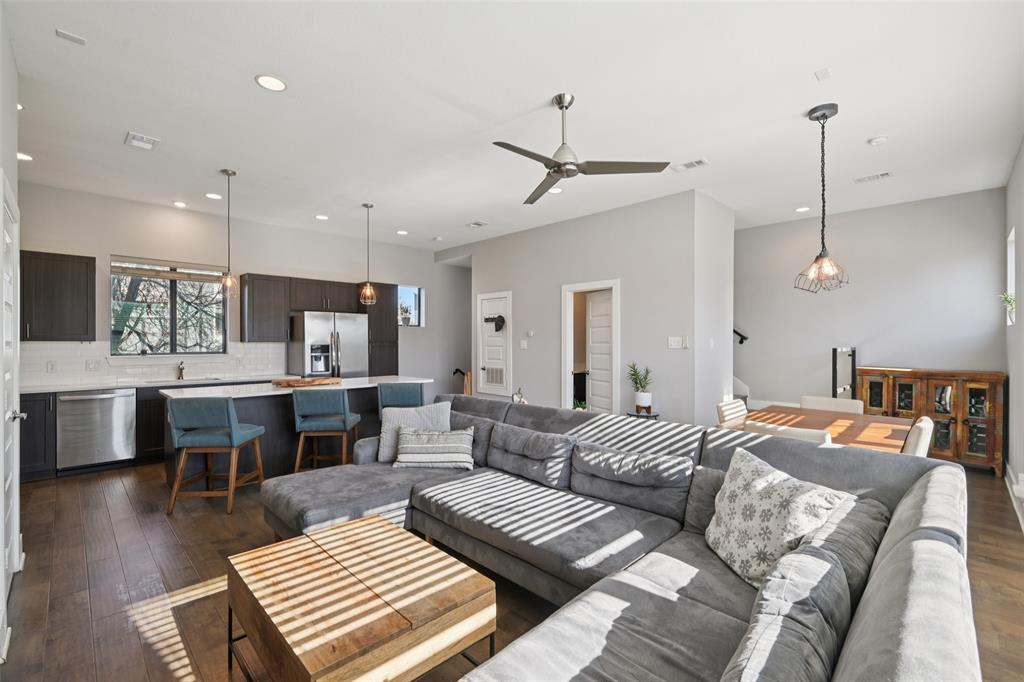 4407 Munger Avenue 2