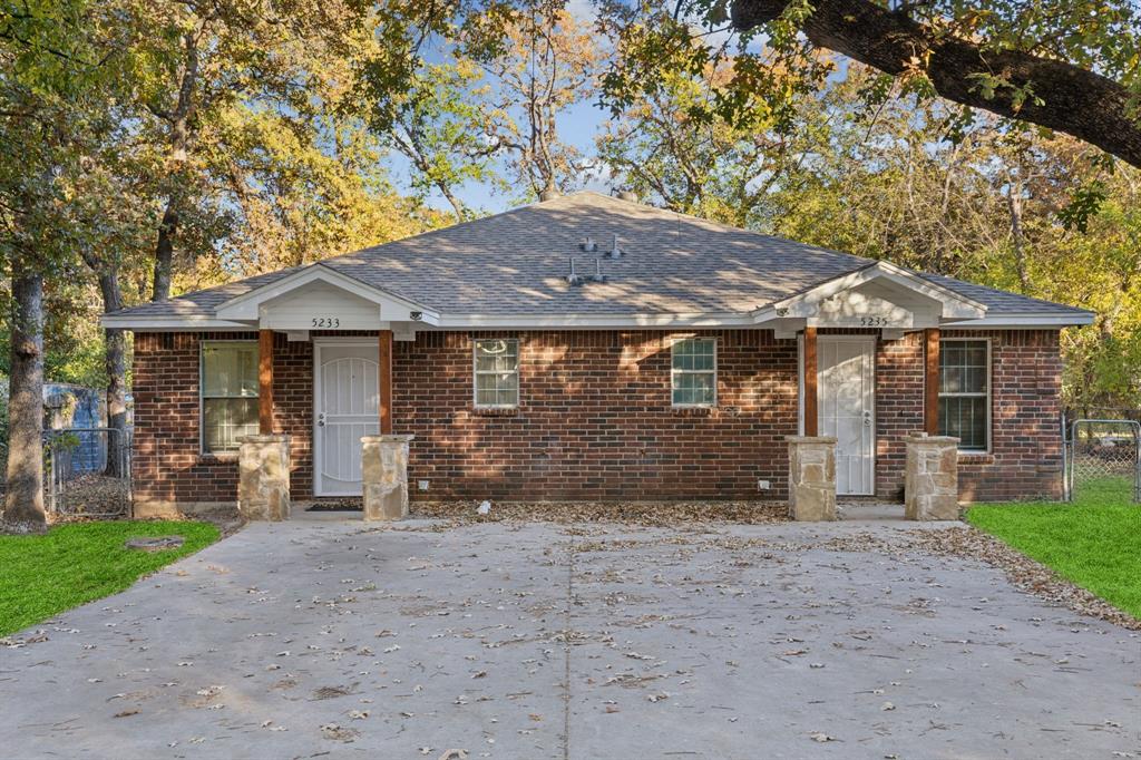 5233 Flamingo Road