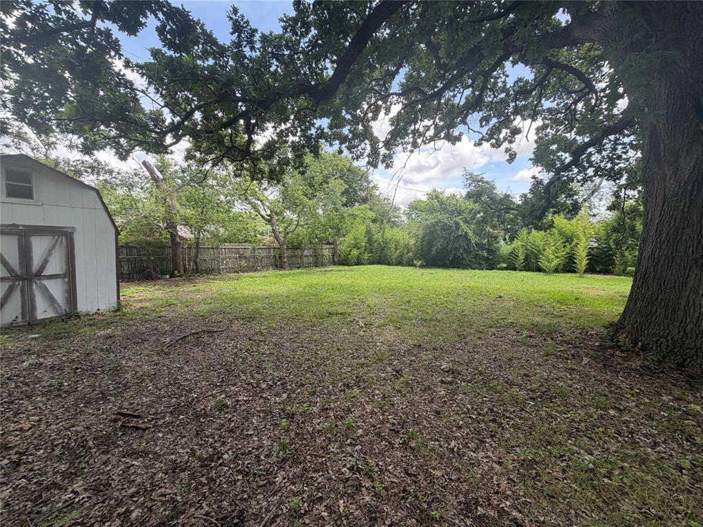 Photo of 4121 Shannon Drive, Fort Worth, TX 76116 (MLS # 21306079)