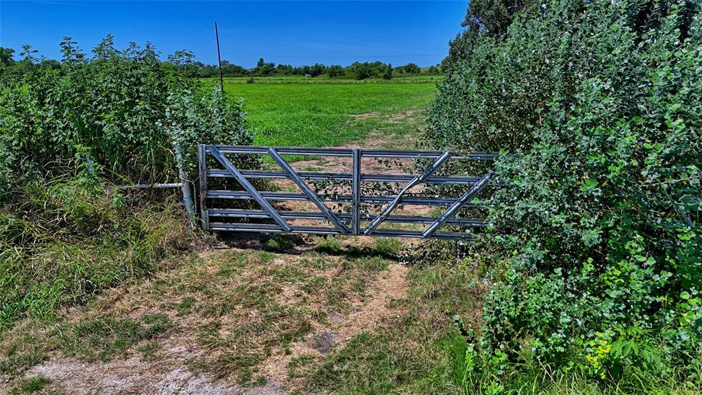 J B Miller Surv Abs #461 - Land