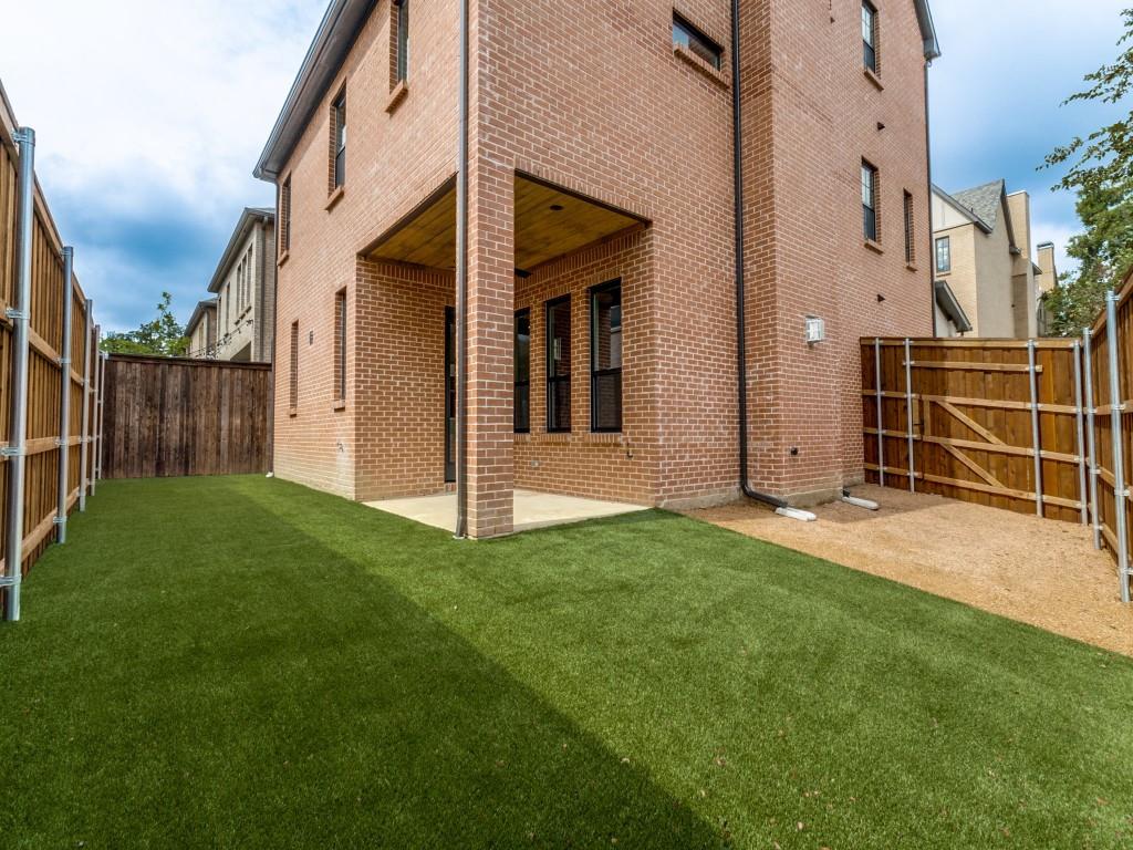 Kensington Gardens 2b - Residential