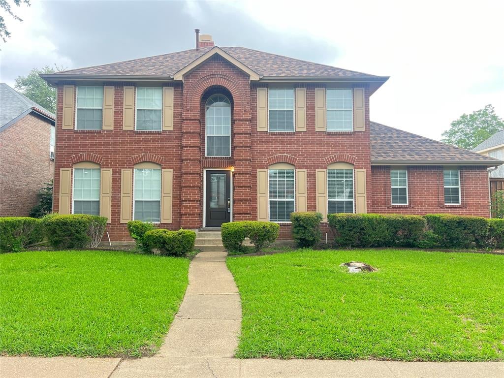 Photo of 723 Sumner Drive, Mesquite, TX 75149 (MLS # 21296728)