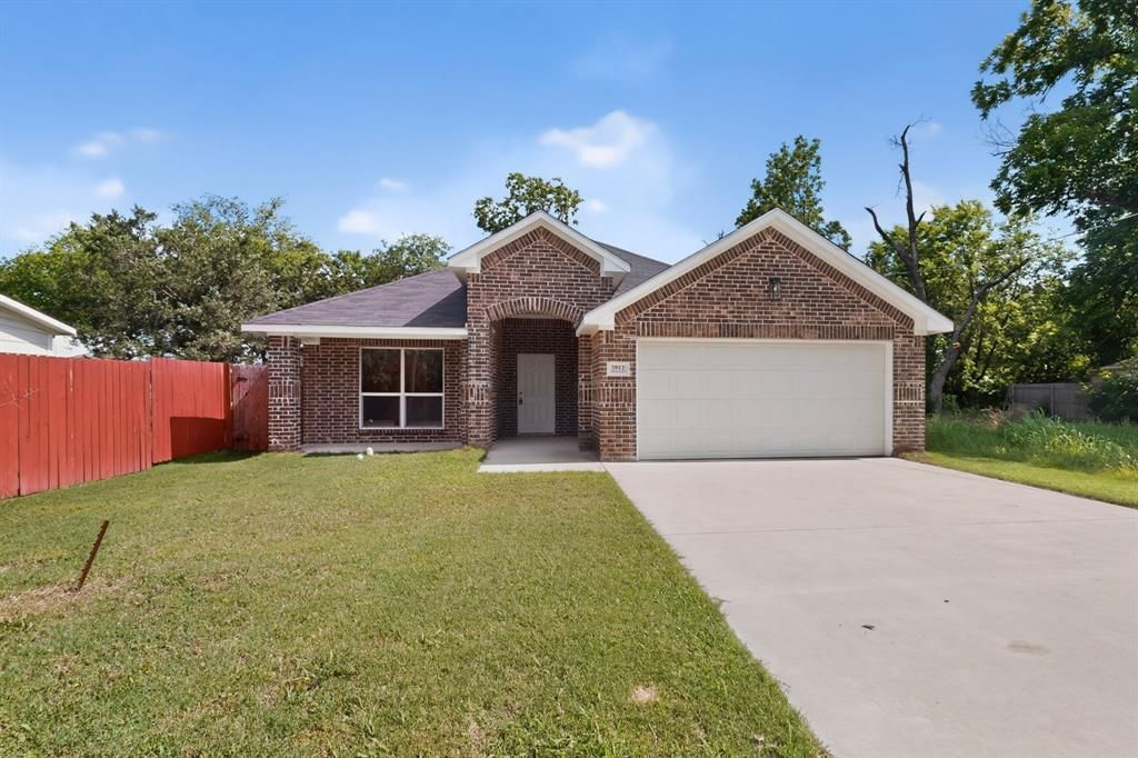 Photo of 3912 Oneal Street, Greenville, TX 75401 (MLS # 21299525)
