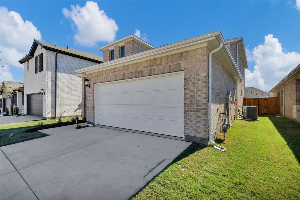 Simpsons Crossing - Residential Lease