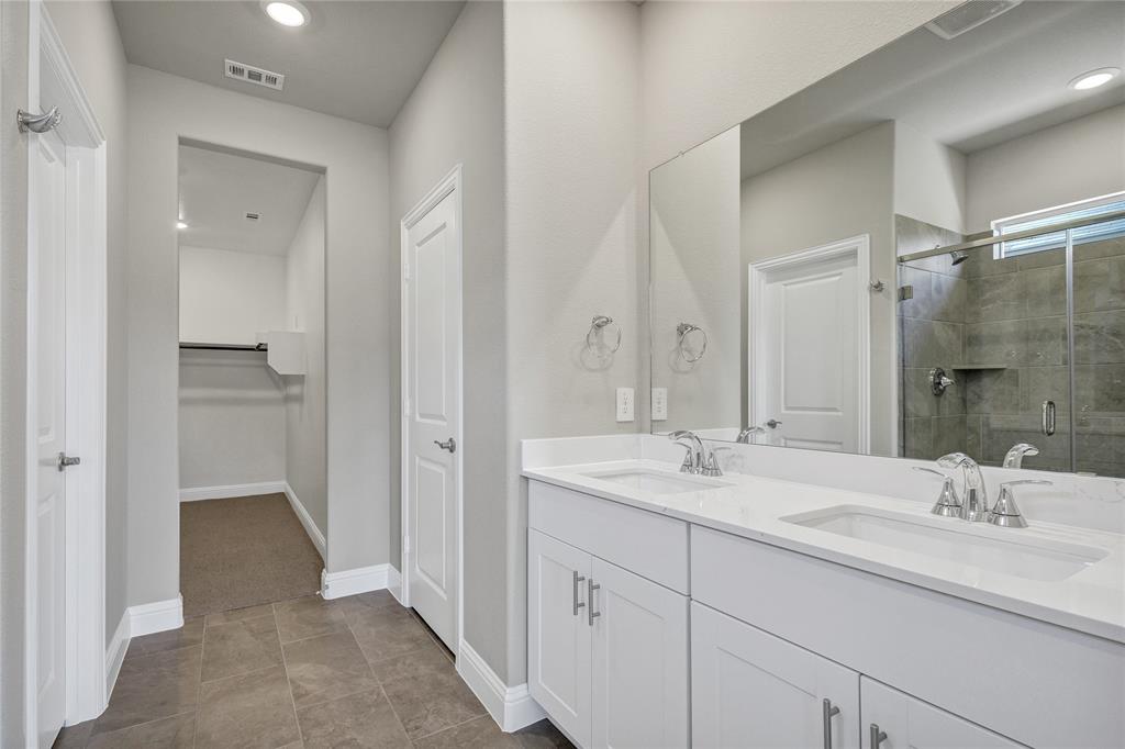 Simpsons Crossing - Residential Lease