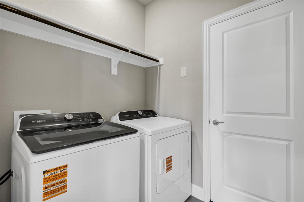 Simpsons Crossing - Residential Lease