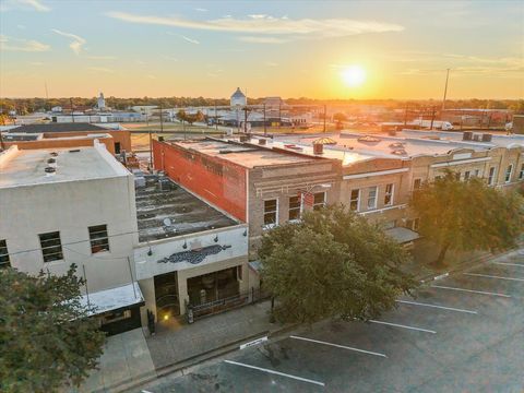 107 S Beaton Street Corsicana TX 75110