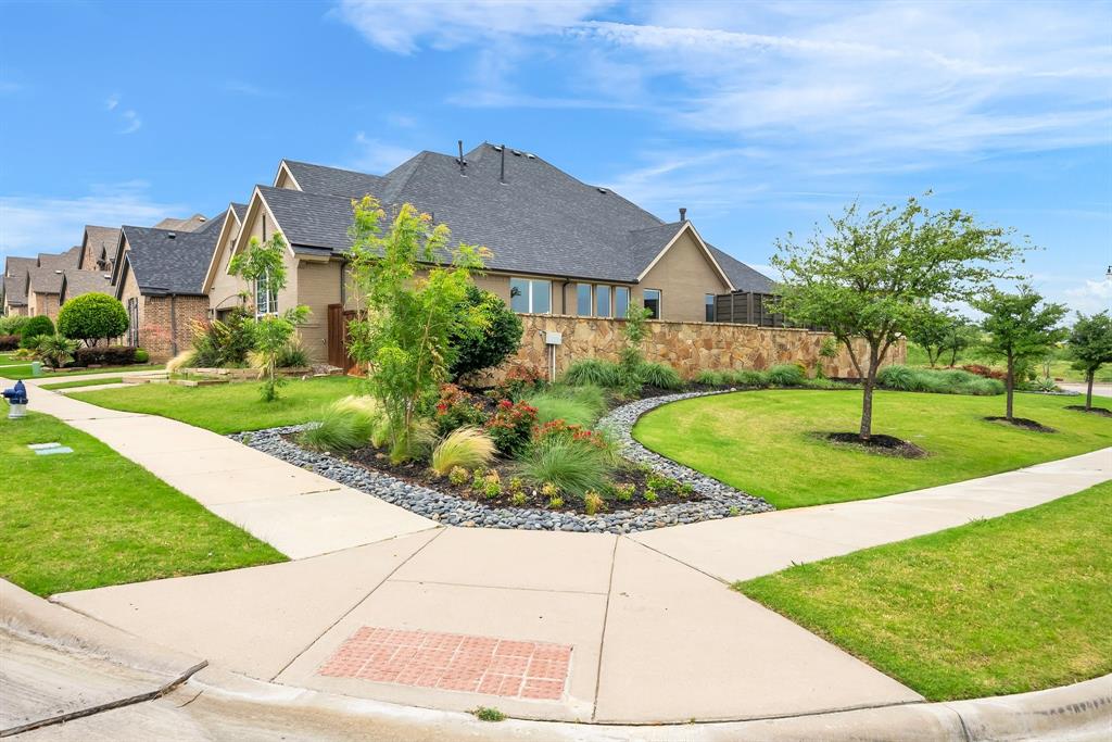 2173 Balcones Drive