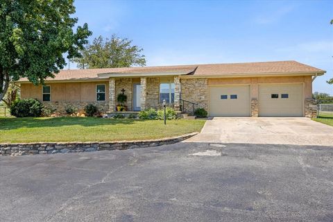 17305 N US Highway 281 Hico TX 76457