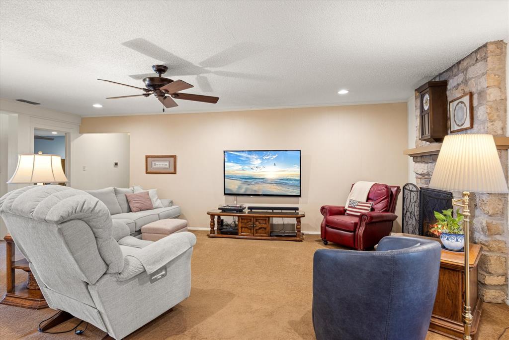 17305 N US Highway 281